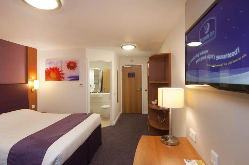 Premier Inn Leamington Spa Town Centre Exterior foto